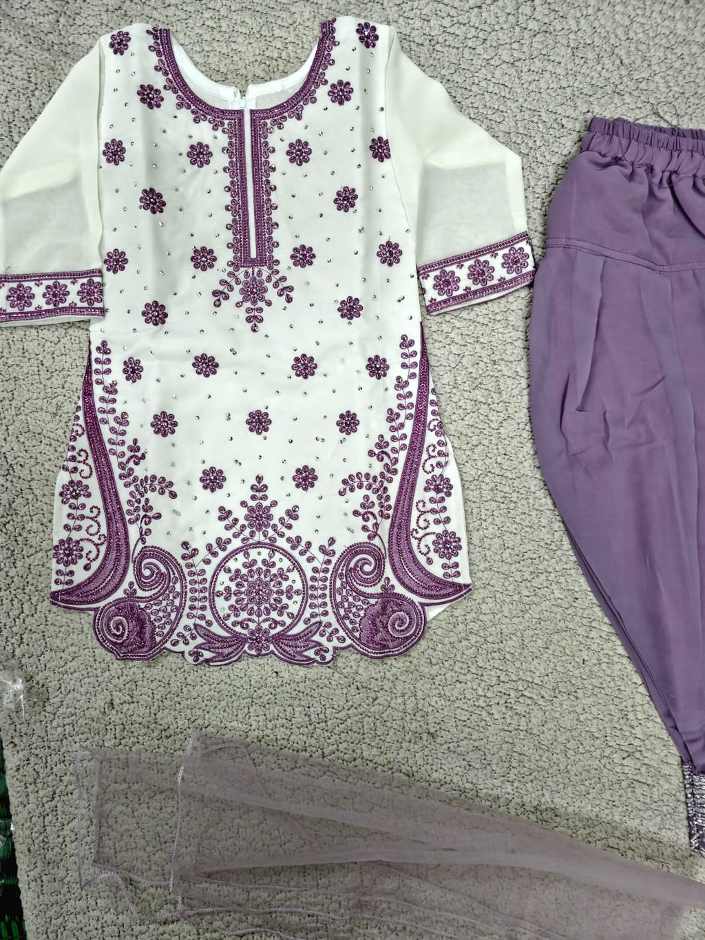 Girls Lavender Embroidered Kurta Pant Set with Dupatta